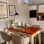 Apartment Sunlit Garden - Ruhig Am Wald Nahe Warnow - Inklusive Fasssauna - Kamin