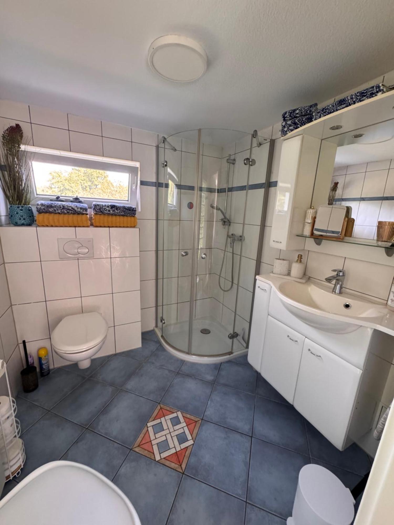 Sunlit Garden Am Wald Warnowufer Apartment *